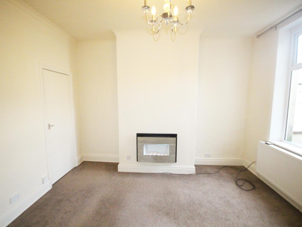 2 bedroom mid terrace house To Let in Barnoldswick - IMG_1596.jpg